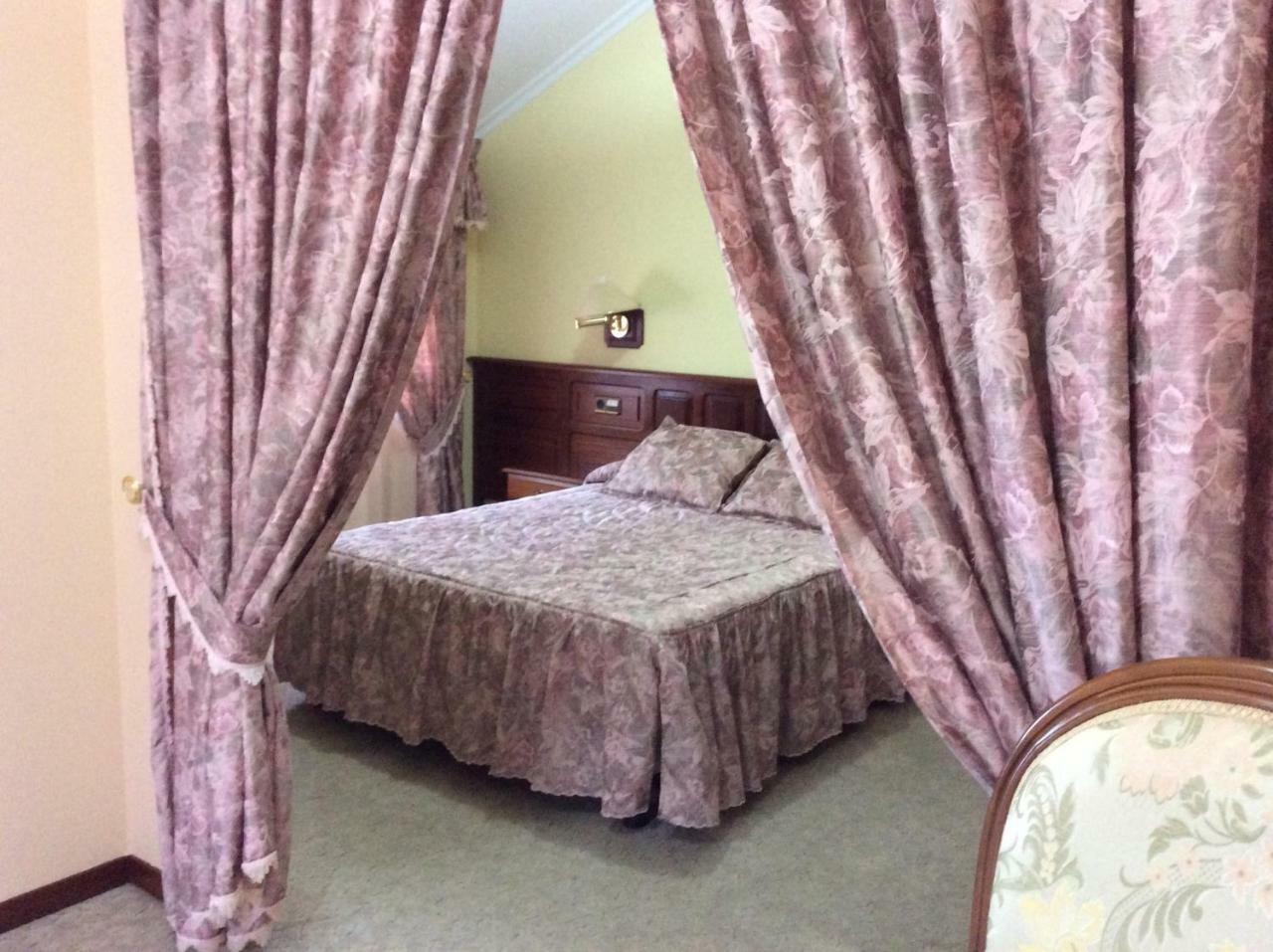 Hotel O Castelo Cervo  エクステリア 写真